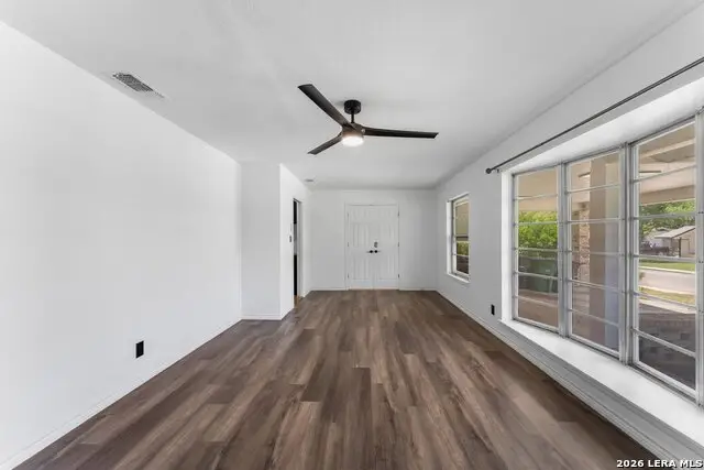 3614 Versailles Dr, San Antonio, TX 78219 - #3