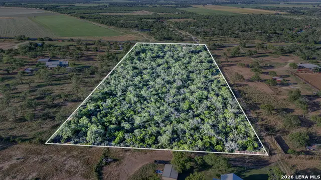 1181 State Highway 173, Bigfoot, TX 78005 - #2