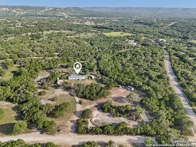 160 Deer View Dr, Pipe Creek, TX 78063 - #1