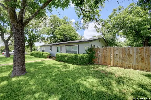 599 E Highway St, Fredericksburg, TX 78624 - #2