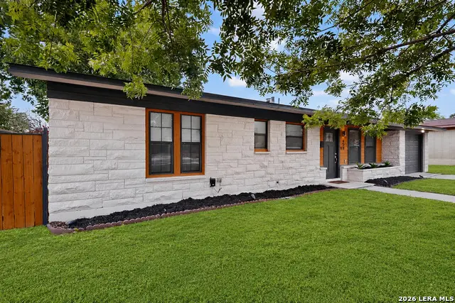 458 Maplewood Ln, San Antonio, TX 78216 - #3
