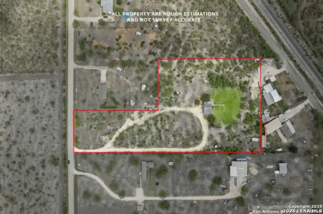 255 County Road 467, Hondo, TX 78861 - #2
