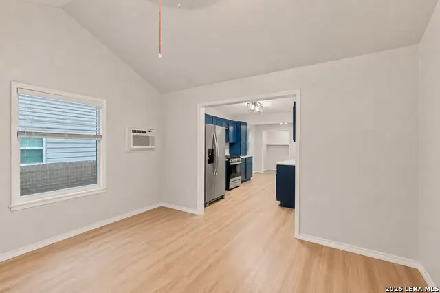 222 Bogle St, San Antonio, TX 78207 - #3