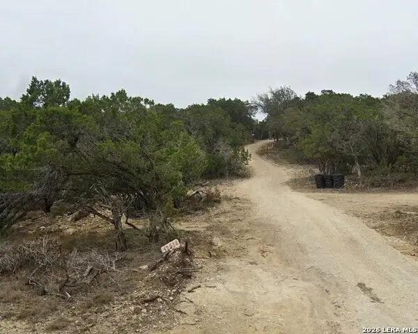 0 Park Rd 37, Lakehills, TX 78063 - #1
