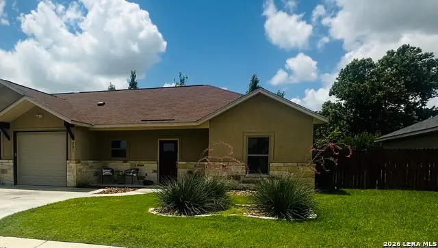 231 Navarro Xing #7B, Seguin, TX 78155 - #3