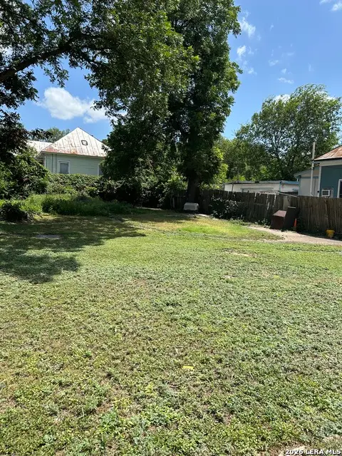 724 Montana, San Antonio, TX 78203 - #3