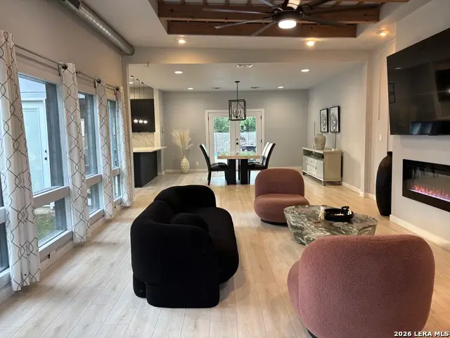 937 Morningside Dr, Terrell Hills, TX 78209 - #1