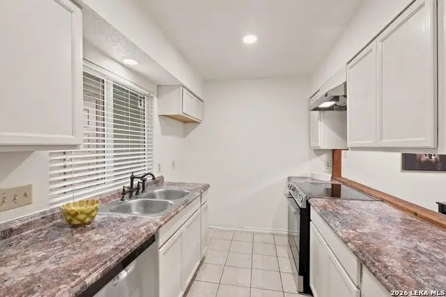 8611 Datapoint #21, San Antonio, TX 78229 - #3