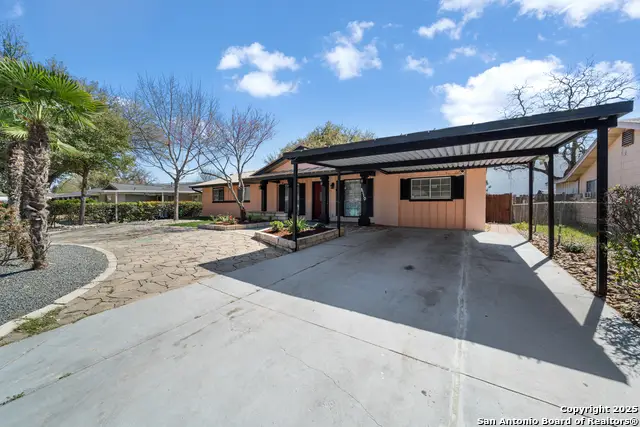 5110 Village Row Dr, San Antonio, TX 78218 - #3