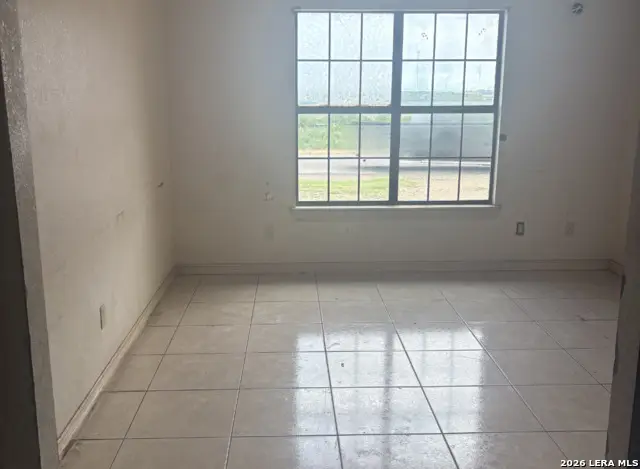 578 Wildwood Dr, Eagle Pass, TX 78852 - #2