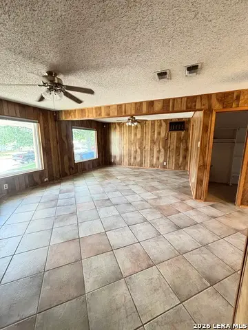 451 Pilgrim Dr, San Antonio, TX 78213 - #3