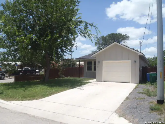 964 Allende St, Seguin, TX 78155 - #3