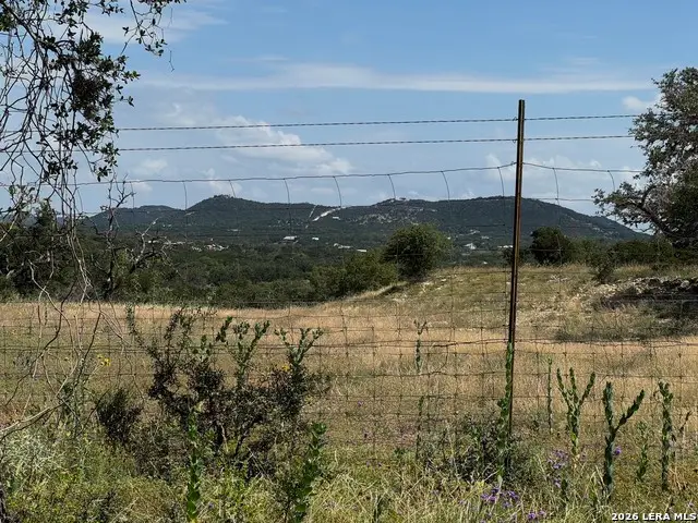 1864 Panther Hollow, Bandera, TX 78003 - #2