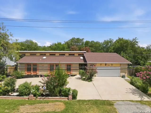 10914 Link, San Antonio, TX 78213 - #1