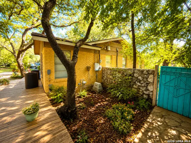 117 Wagon Trail Rd, Shavano Park, TX 78231 - #3