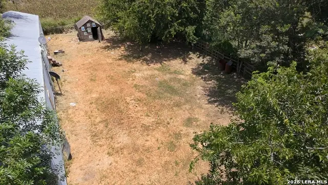 18490 Lagloria Rd, Elmendorf, TX 78112 - #3