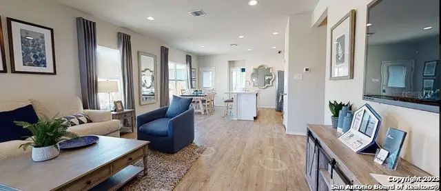 1518 Amie Bluff, San Antonio, TX 78221 - #2