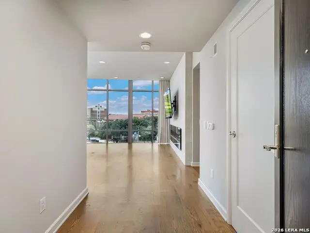4242 Broadway Street #304, San Antonio, TX 78209 - #2
