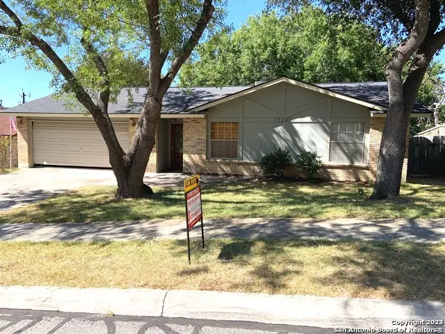 12242 Brownstone St, Live Oak, TX 78233 - #1
