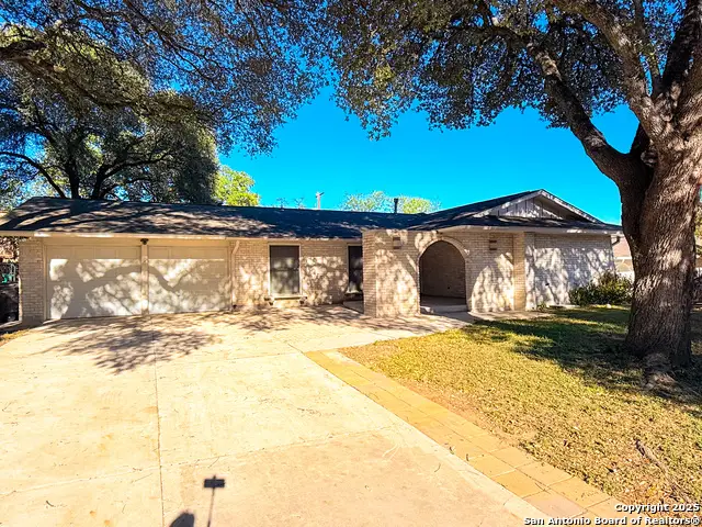 10402 Redlawn Dr, San Antonio, TX 78230 - #2