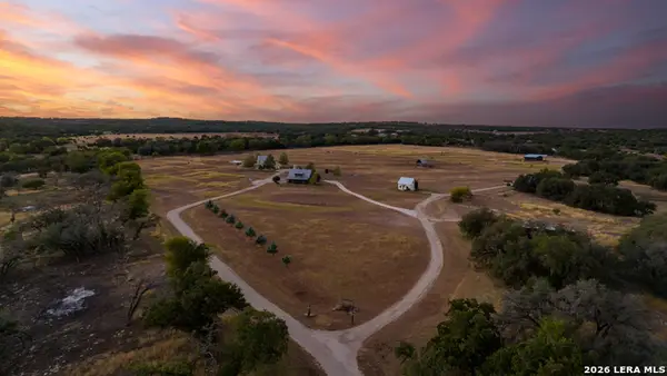 237 Twisted Timbers Rd, Fredericksburg, TX 78624