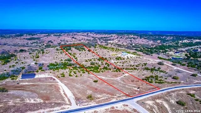 211 Majestic Hills Dr, Blanco, TX 78606 - #2