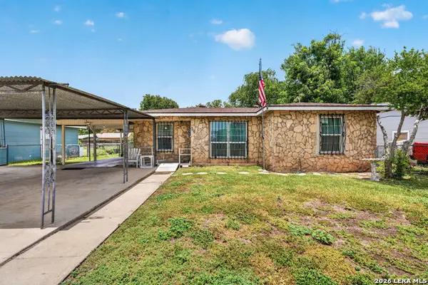 115 Carmen Pl, San Antonio, TX 78207