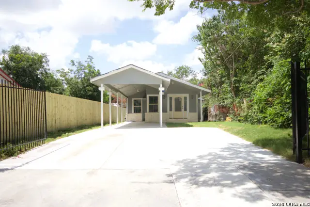 126 Holly St., San Antonio, TX 78207 - #2