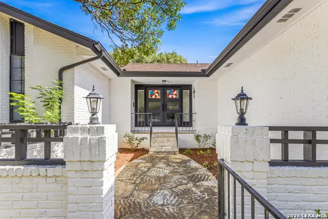 8621 Classic Oaks Ln, San Antonio, TX 78255 - #2