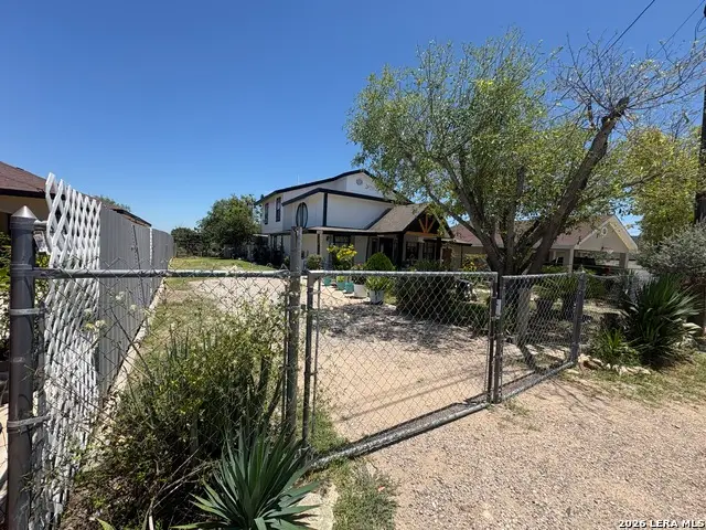 563 La Paloma Dr, Eagle Pass, TX 78852 - #3