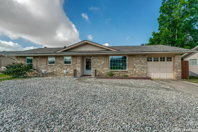 207 Balboa Dr, Universal City, TX 78148 - #2