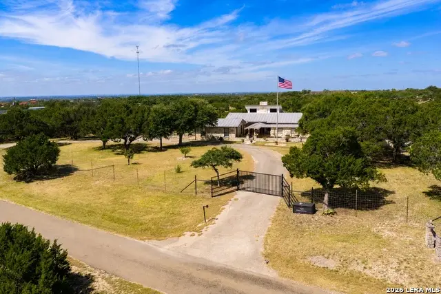 34 Canyon Ridge Vw, Kerrville, TX 78028 - #2