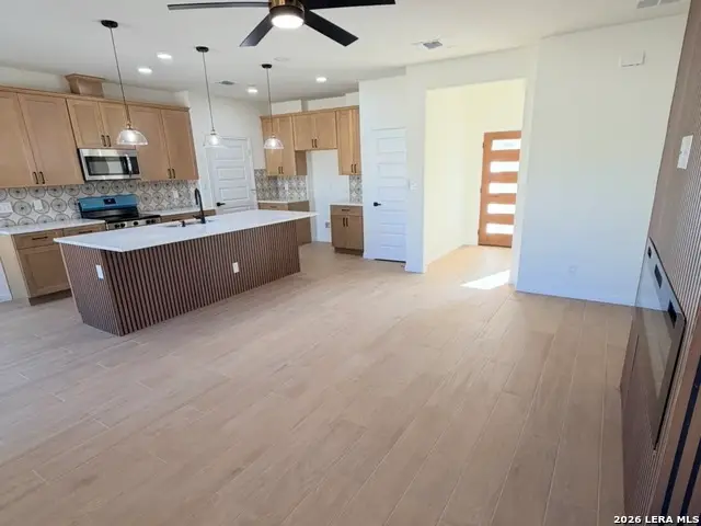 2205 Mesa Brk, Schertz, TX 78154 - #3