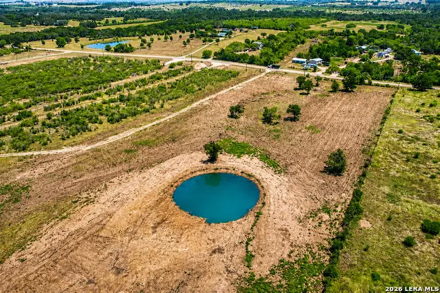 10890 Kingsbury Rd, Kingsbury, TX 78638 - #1