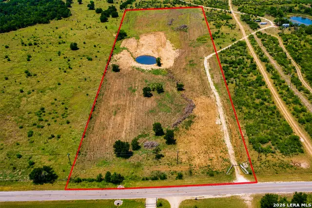 10890 Kingsbury Rd, Kingsbury, TX 78638 - #3