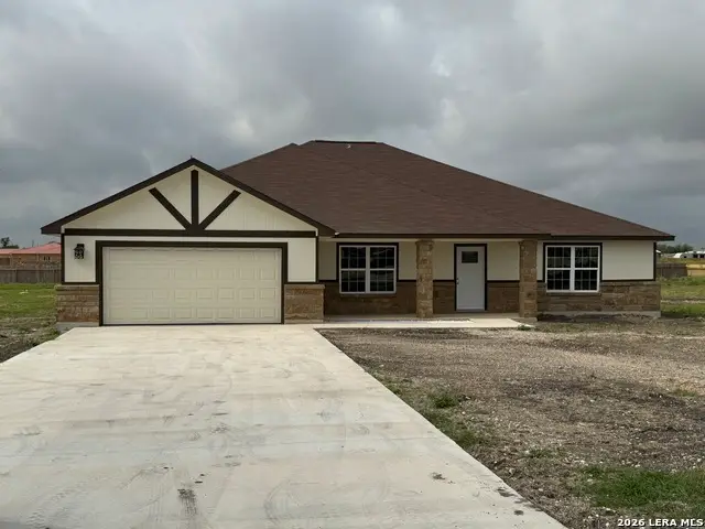 472 County Rd. 679, Natalia, TX 78059 - #1