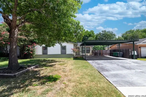 555 Dawnview, San Antonio, TX 78213
