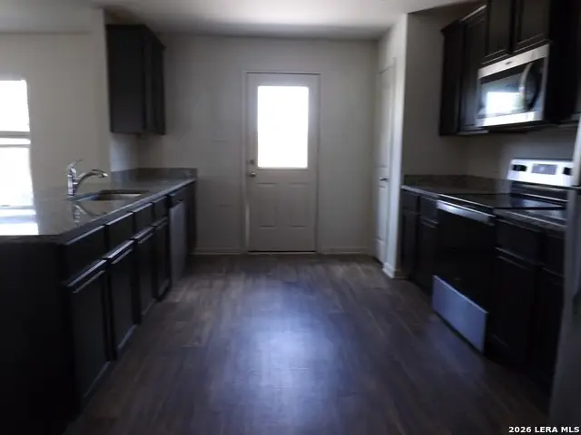 10927 Chatham Ct, Converse, TX 78109 - #3