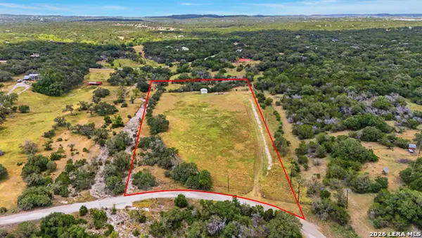1400 Knoll Schwope Rd, Spring Branch, TX 78070