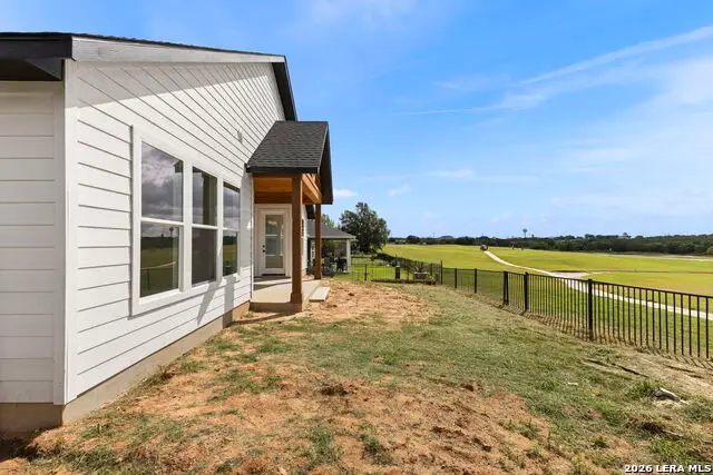 165 Whitewing Way, Floresville, TX 78114 - #1