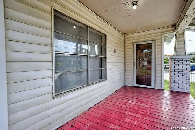 402 Helena St, San Antonio, TX 78204 - #3