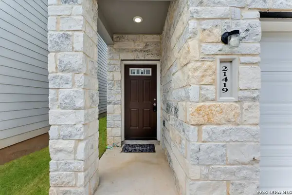 21419 Sir Walter Ln #21419, San Antonio, TX 78256