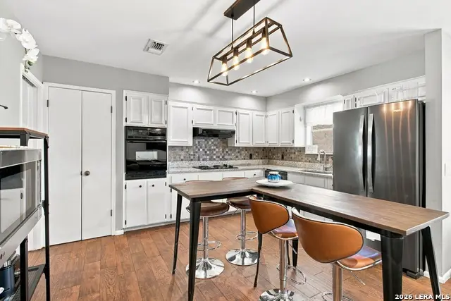 3803 Barrington St #3D, San Antonio, TX 78217 - #2