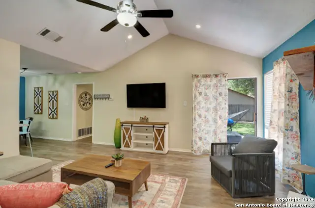 12515 Valle Dezavala, San Antonio, TX 78249 - #3