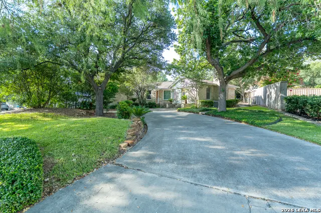112 Tuttle Rd, Terrell Hills, TX 78209 - #2