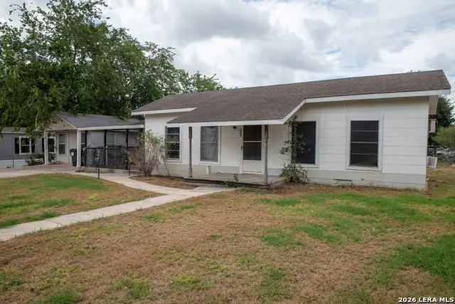 200 N Irvin St, Falls City, TX 78113 - #2