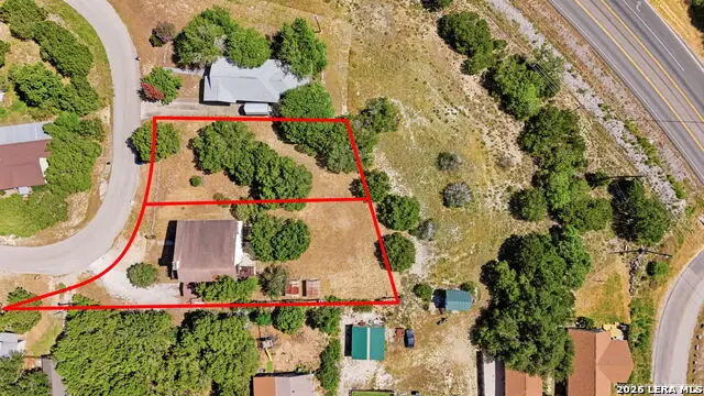 541 Canyon Circle Dr, Canyon Lake, TX 78133 - #2