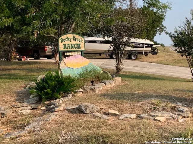 1533 Desiree St, Canyon Lake, TX 78133 - #2