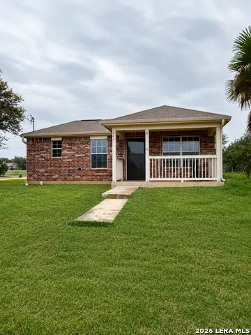 264 Rodriguez Ave, Charlotte, TX 78011