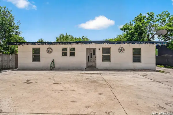 6134 Bright Valley Dr, San Antonio, TX 78242
